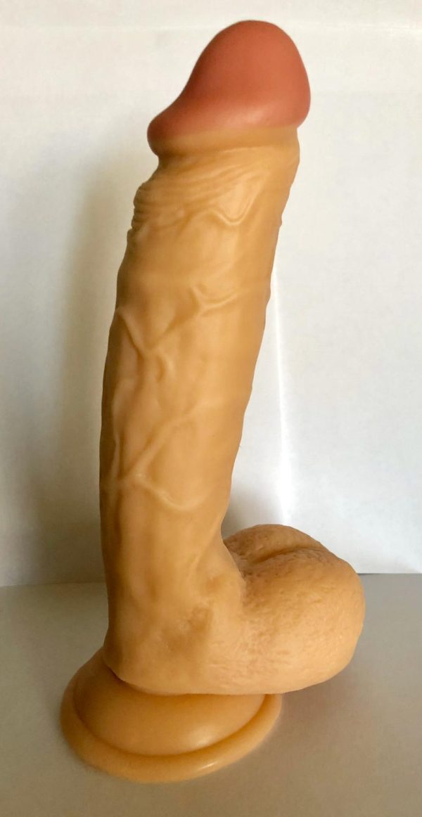 Dildo realista con base chupa - Imagen 5